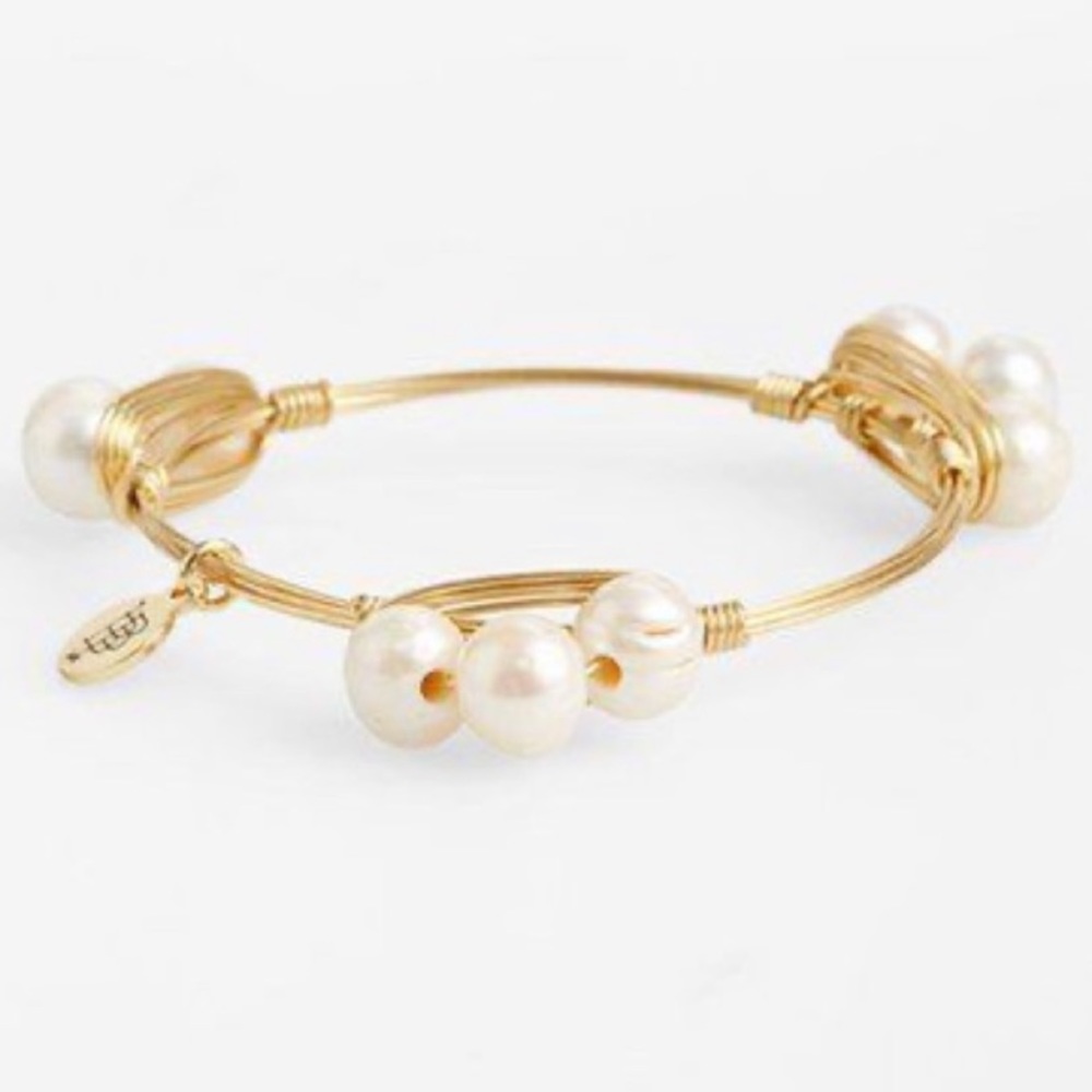 Bourbon and Bowties Pearl bangle